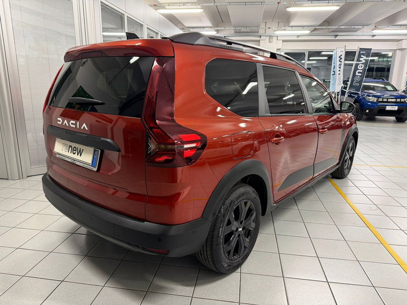 Dacia Jogger usata a Brescia (8)