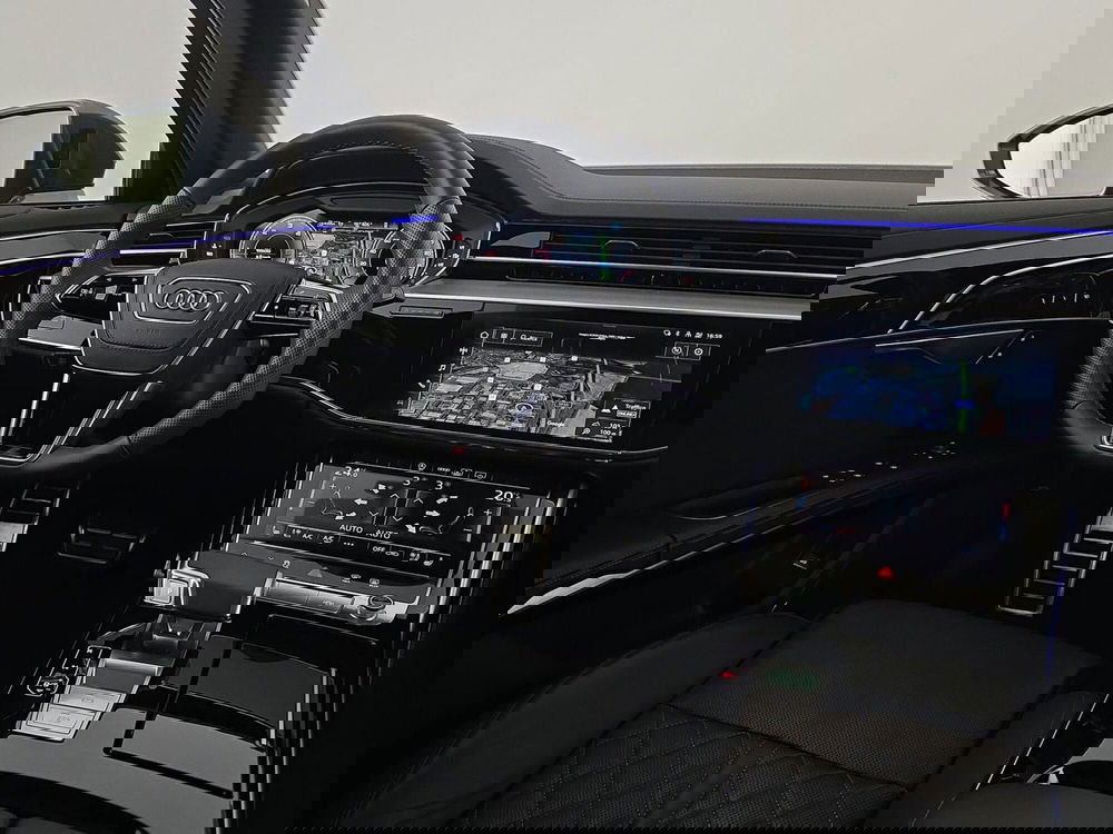 Audi A8 usata a Alessandria (11)