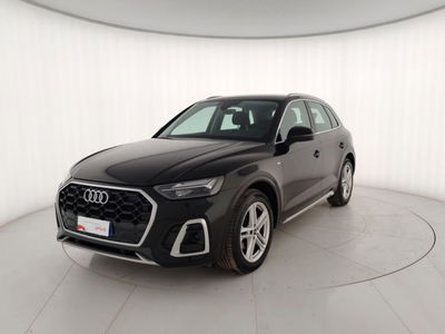 Audi Q5 35 TDI S tronic S line del 2022 usata a Massa