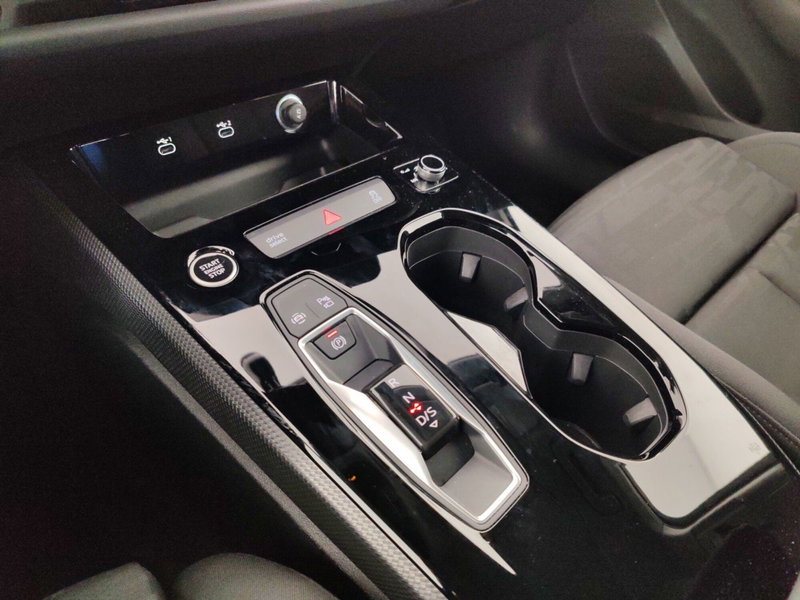 Audi A5 Avant usata a Massa-Carrara (11)