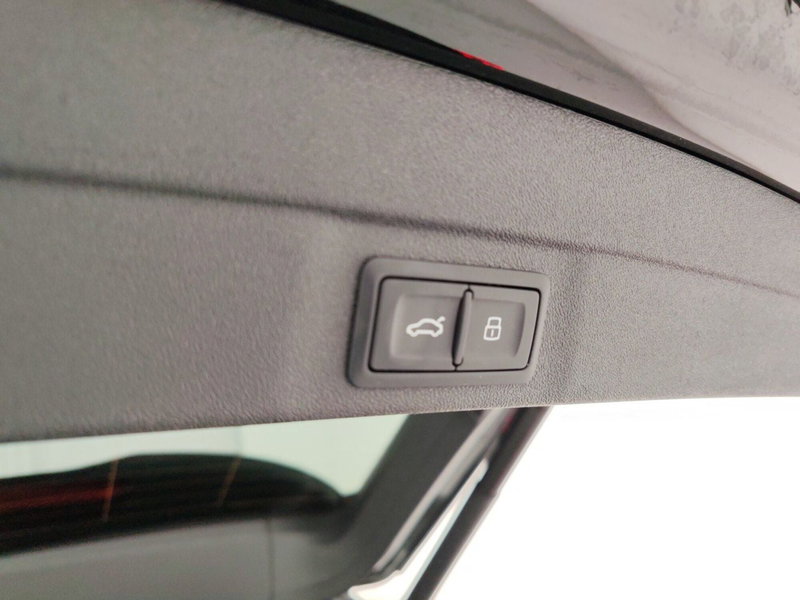 Audi A5 Avant usata a Massa-Carrara (17)