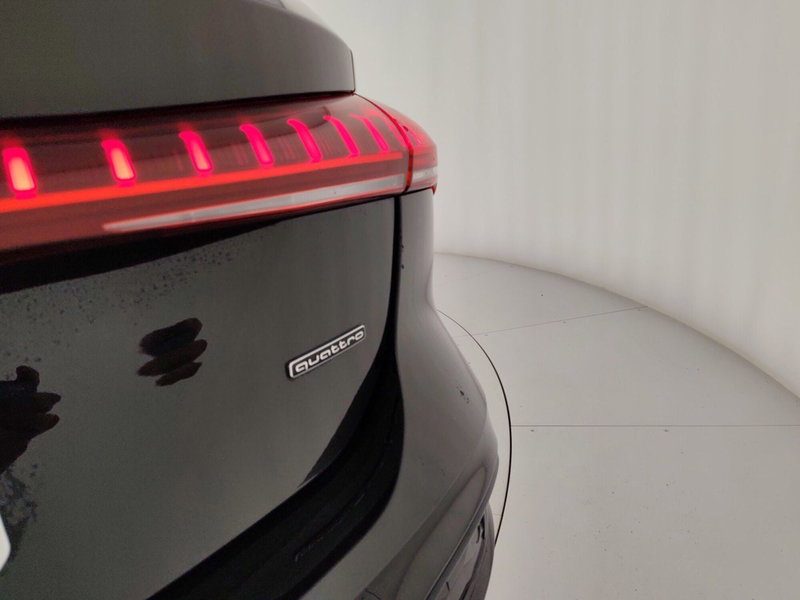 Audi A5 Avant usata a Massa-Carrara (19)