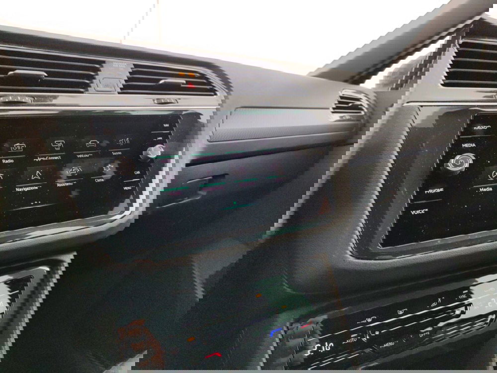Volkswagen Tiguan usata a Massa-Carrara (12)