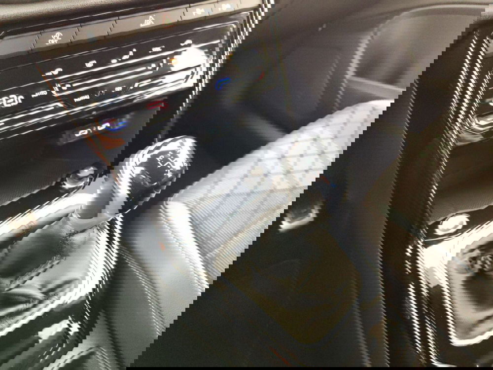 Volkswagen T-Roc usata a Massa-Carrara (11)