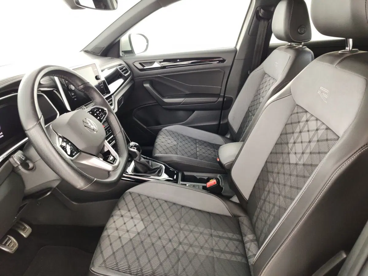 Volkswagen T-Roc usata a Massa-Carrara (7)