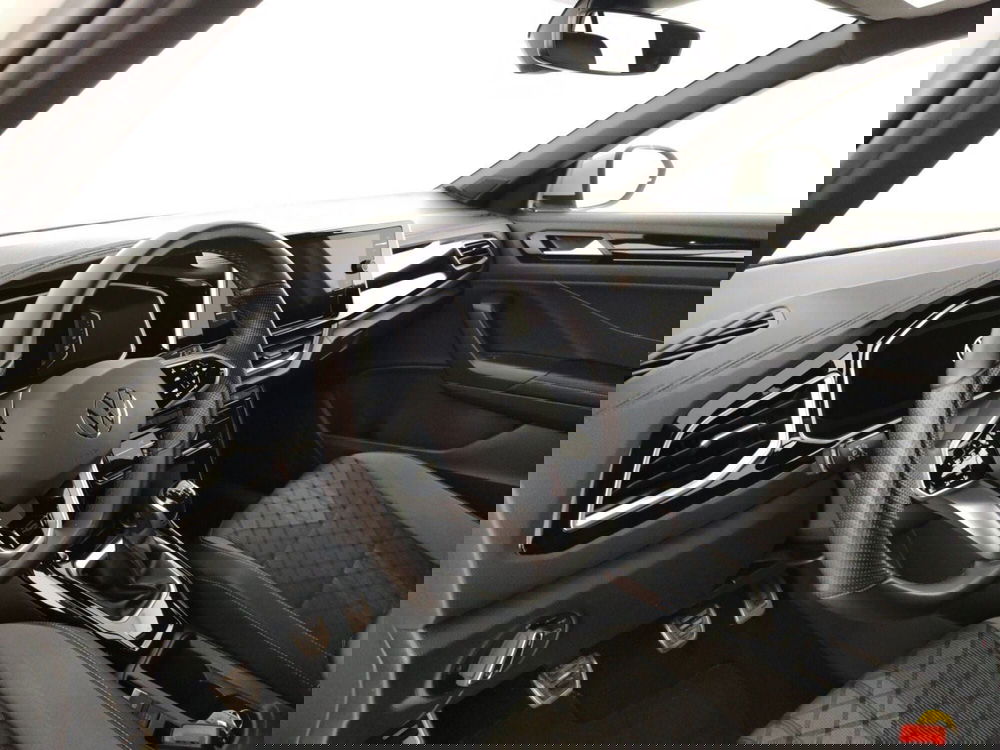 Volkswagen T-Roc usata a Massa-Carrara (8)