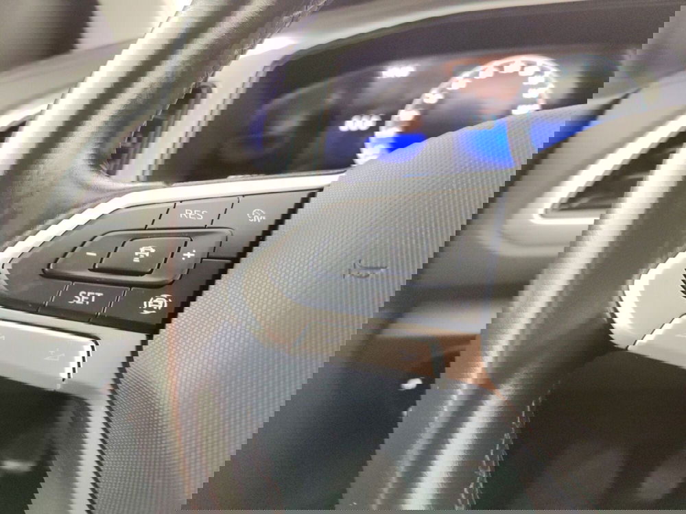 Volkswagen T-Roc usata a Massa-Carrara (14)