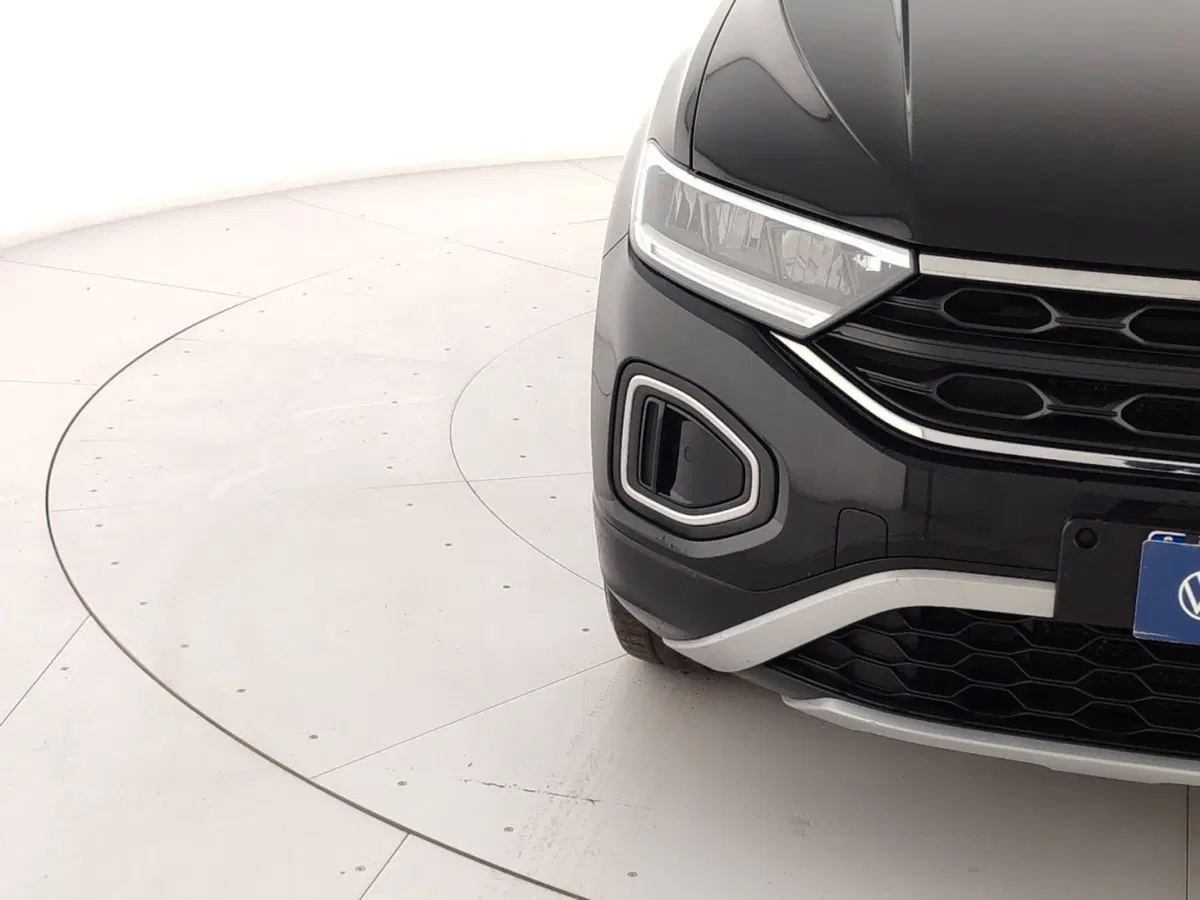 Volkswagen T-Roc usata a Massa-Carrara (5)