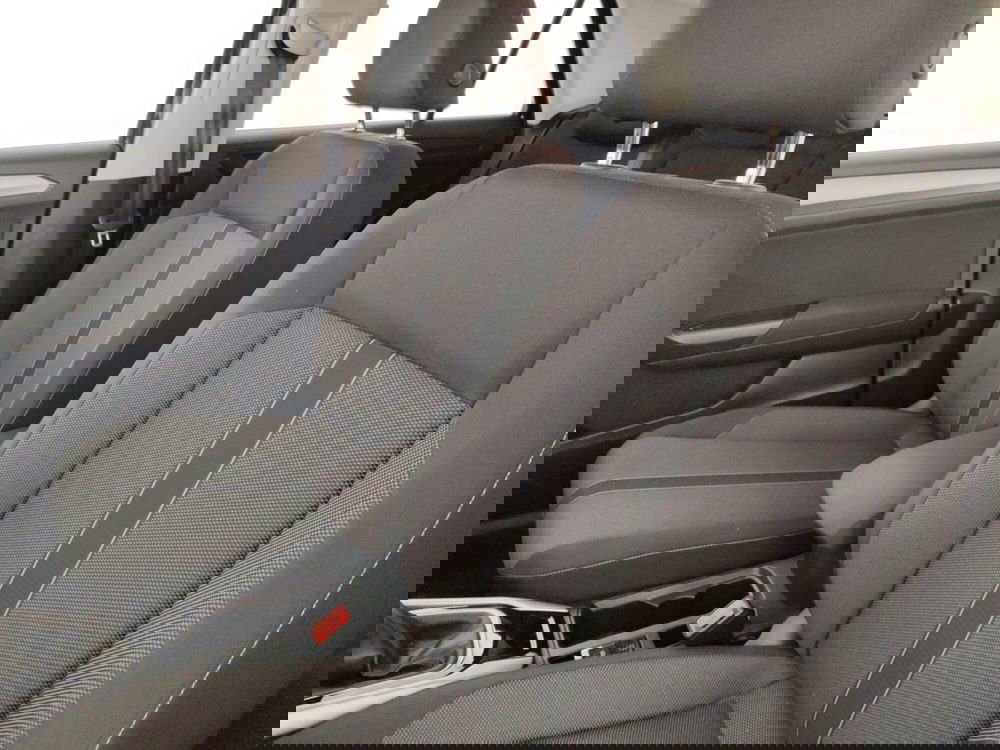 Volkswagen T-Roc usata a Massa-Carrara (9)