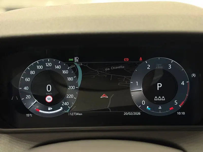 Land Rover Range Rover Velar usata a Savona (10)