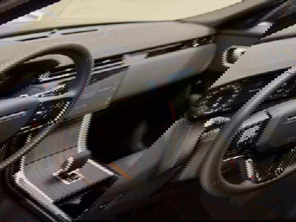 Land Rover Range Rover Velar usata a Savona (11)