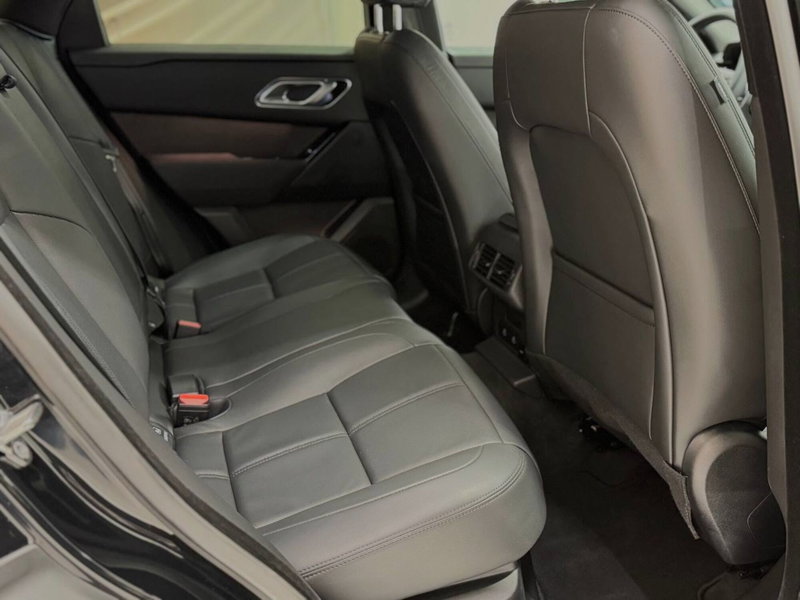 Land Rover Range Rover Velar usata a Savona (5)