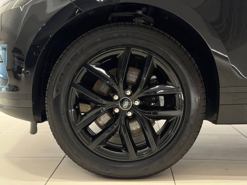 Land Rover Range Rover Velar usata a Savona (9)