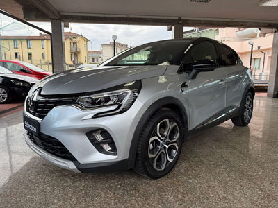 Renault Captur Plug-in Hybrid E-Tech 160 CV Intens del 2021 usata a Desenzano del Garda
