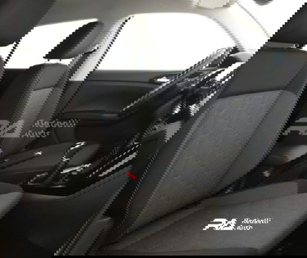 Volkswagen T-Cross nuova a Lecco (5)