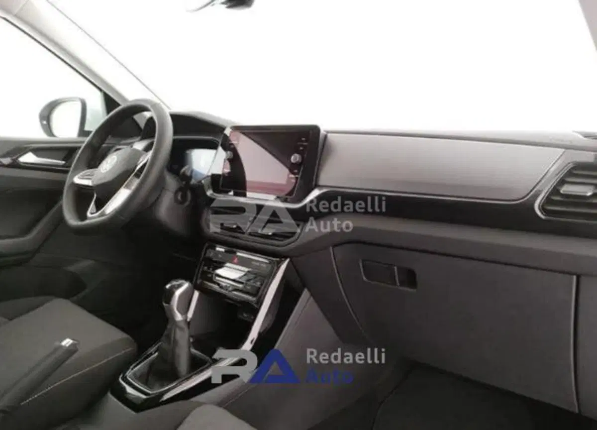 Volkswagen T-Cross nuova a Lecco (5)