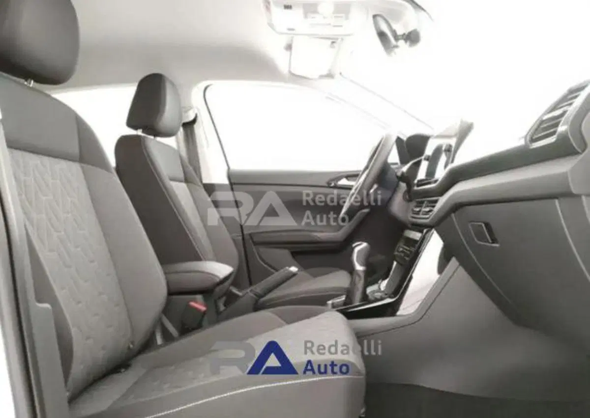 Volkswagen T-Cross nuova a Lecco (6)