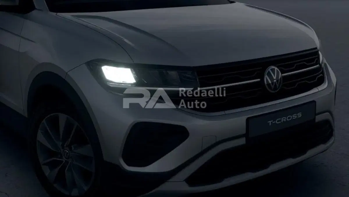 Volkswagen T-Cross nuova a Lecco (4)