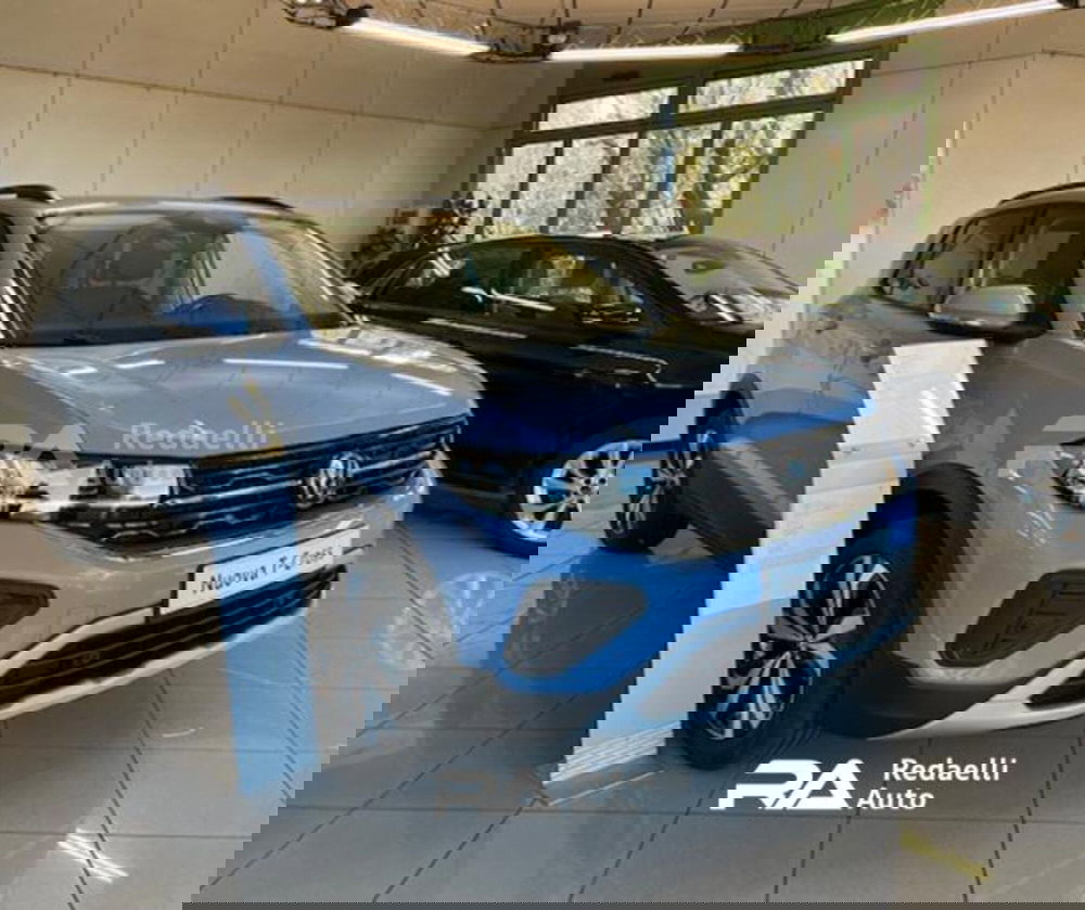 Volkswagen T-Cross nuova a Lecco (2)