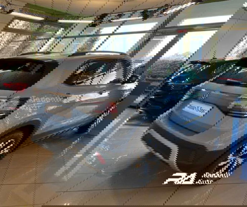 Volkswagen T-Cross nuova a Lecco (3)