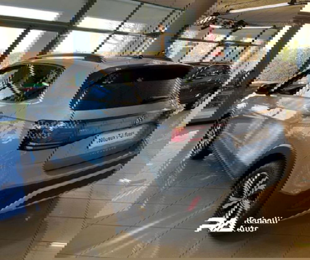 Volkswagen T-Cross nuova a Lecco (4)