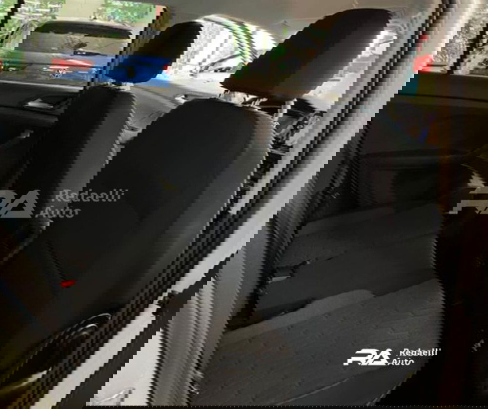 Volkswagen T-Cross nuova a Lecco (7)