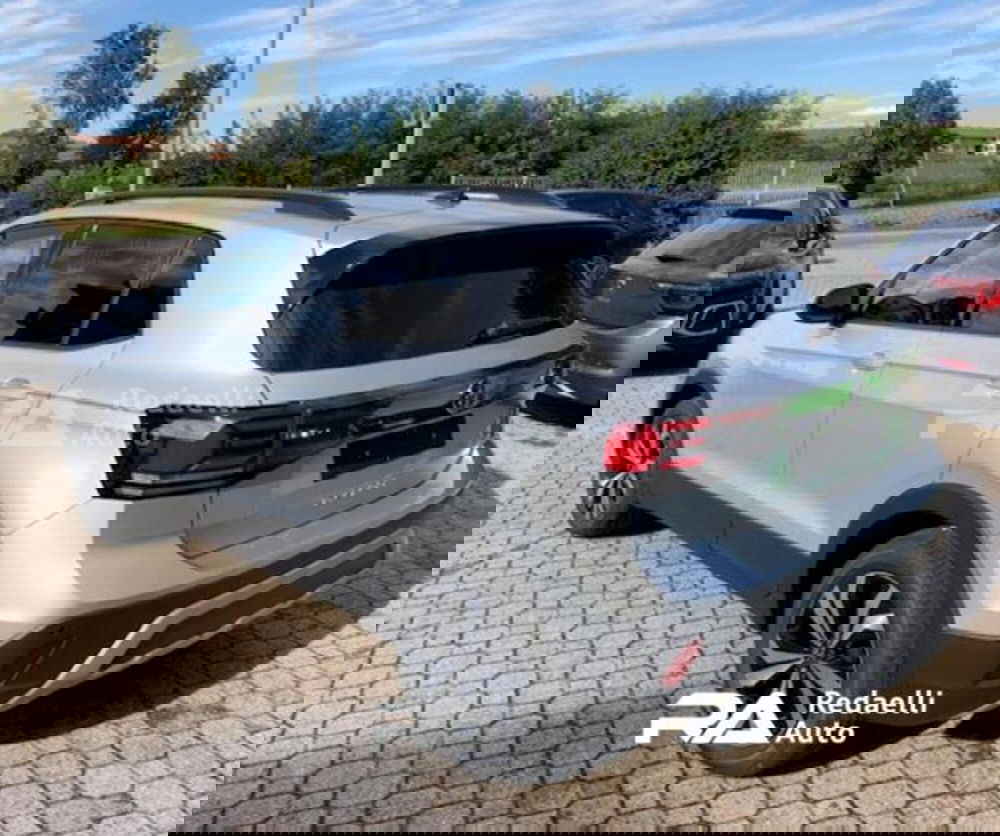 Volkswagen T-Cross nuova a Lecco (4)