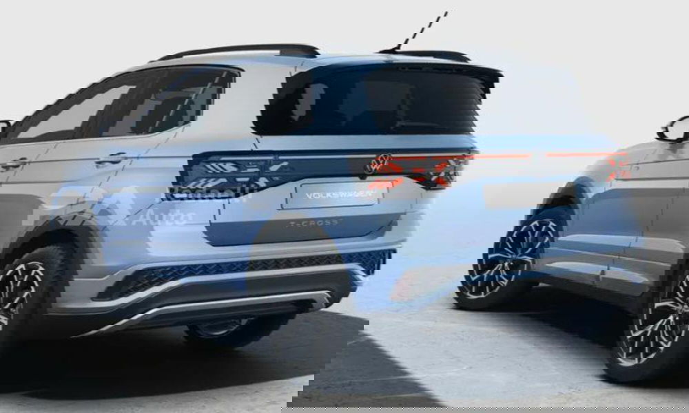 Volkswagen T-Cross nuova a Lecco (3)