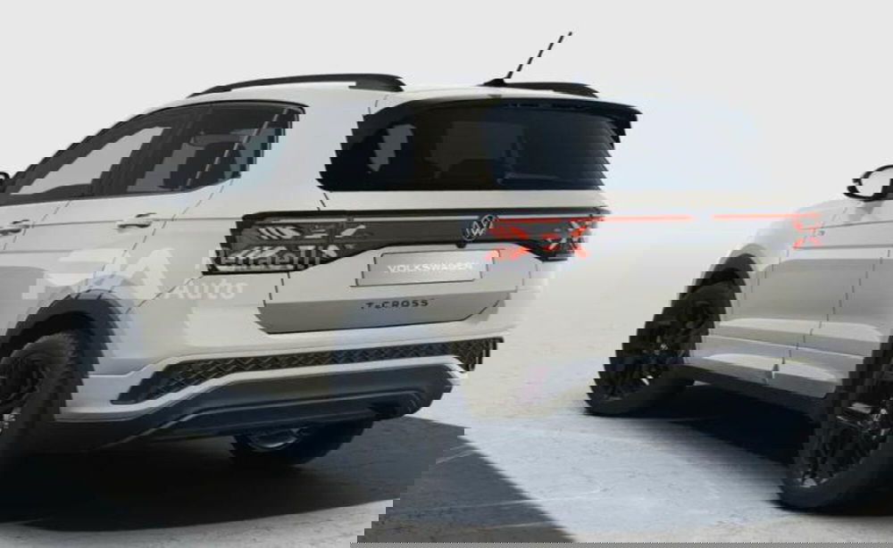 Volkswagen T-Cross nuova a Lecco (3)