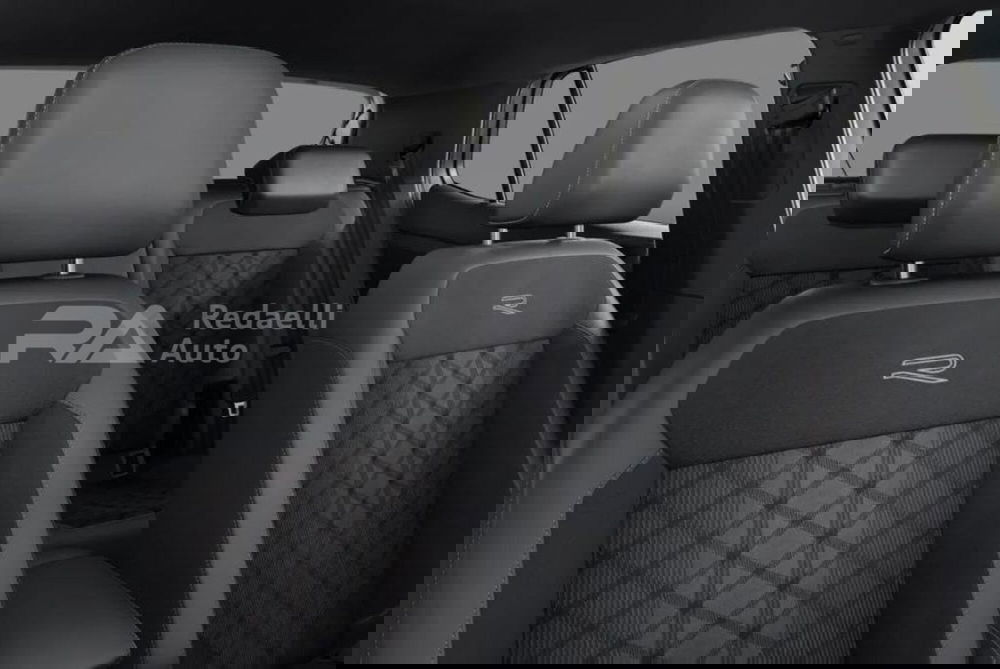 Volkswagen T-Cross nuova a Lecco (6)