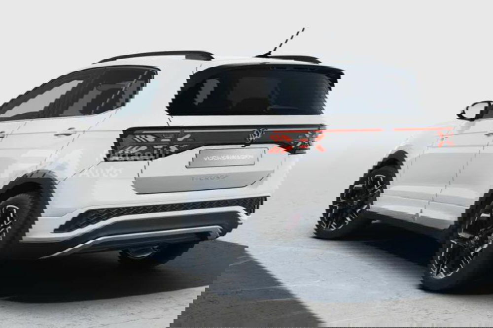 Volkswagen T-Cross nuova a Lecco (3)