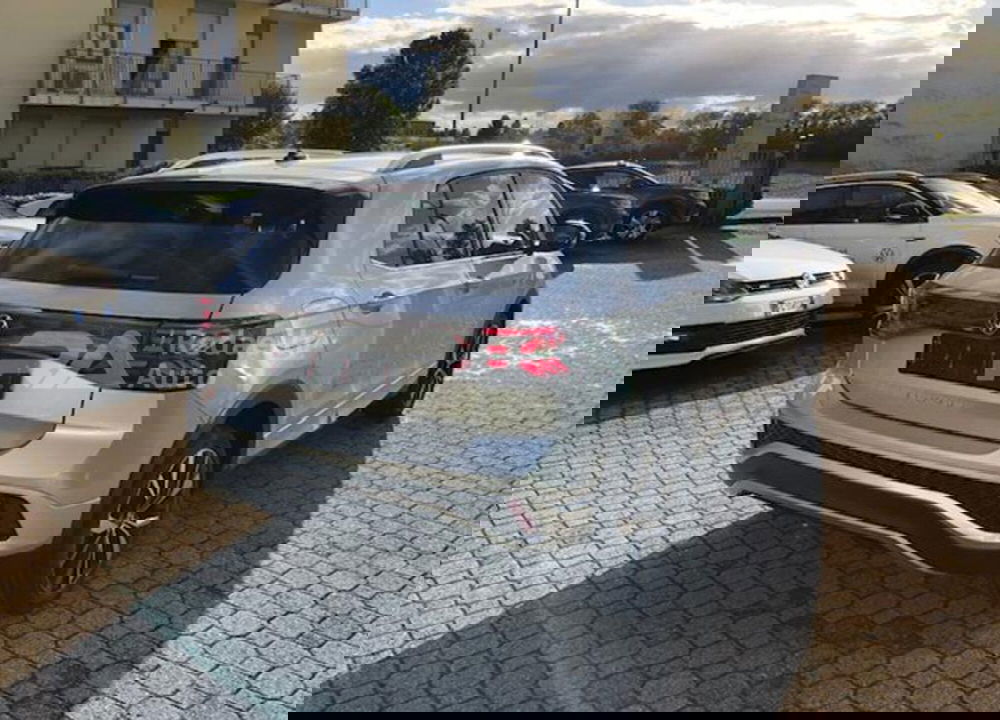 Volkswagen T-Cross nuova a Lecco (4)