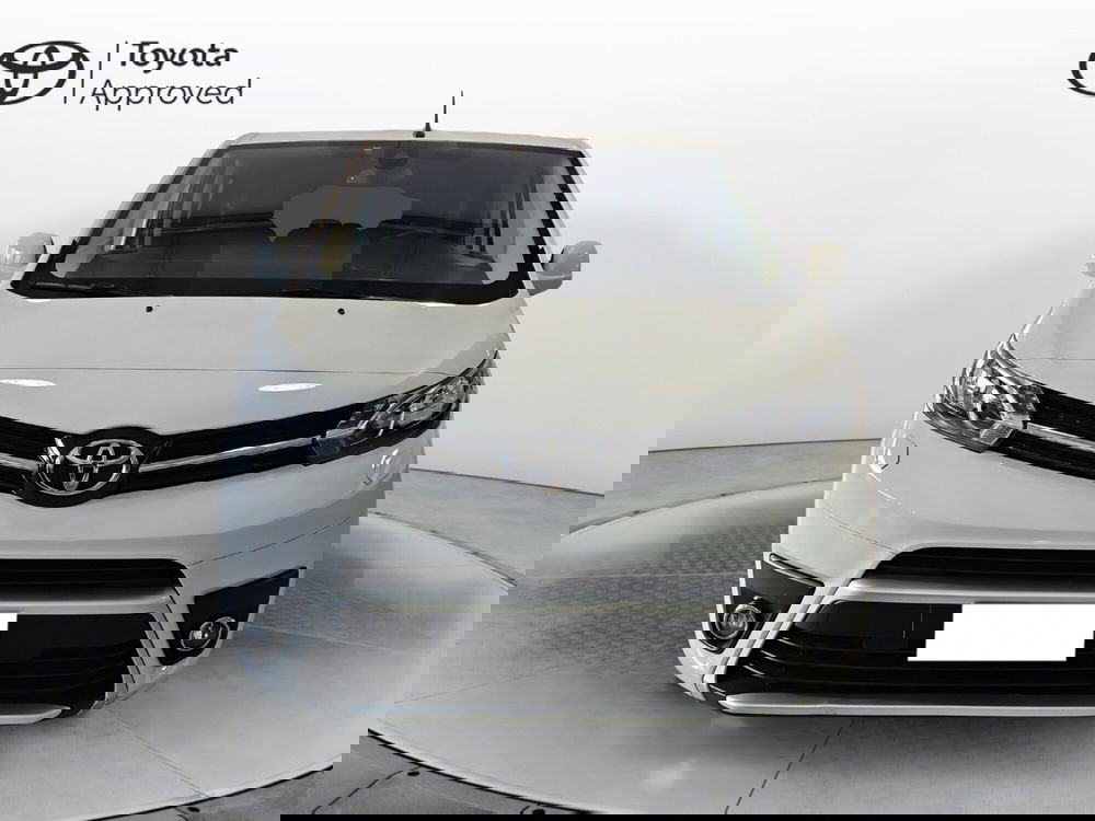 Toyota Proace Verso nuova a Vicenza (3)