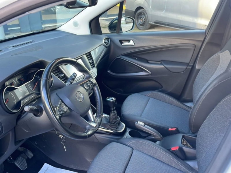 Opel Crossland usata a Foggia (11)