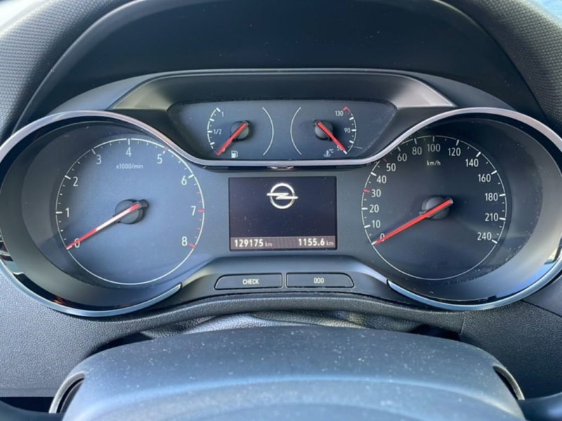 Opel Crossland usata a Foggia (12)