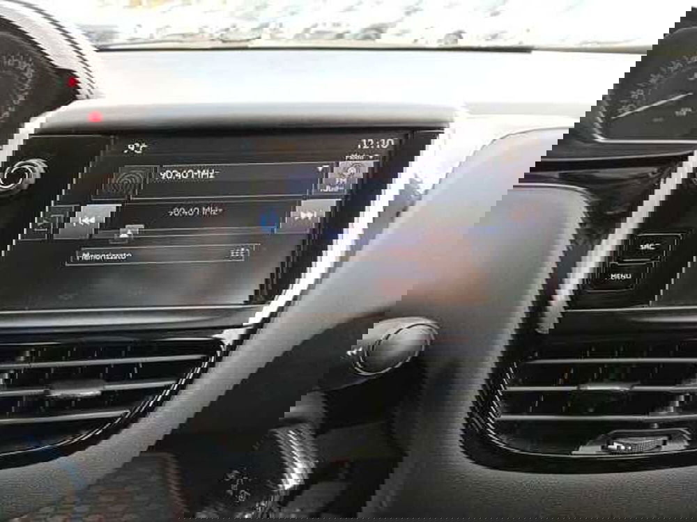 Peugeot 208 usata a Venezia (15)