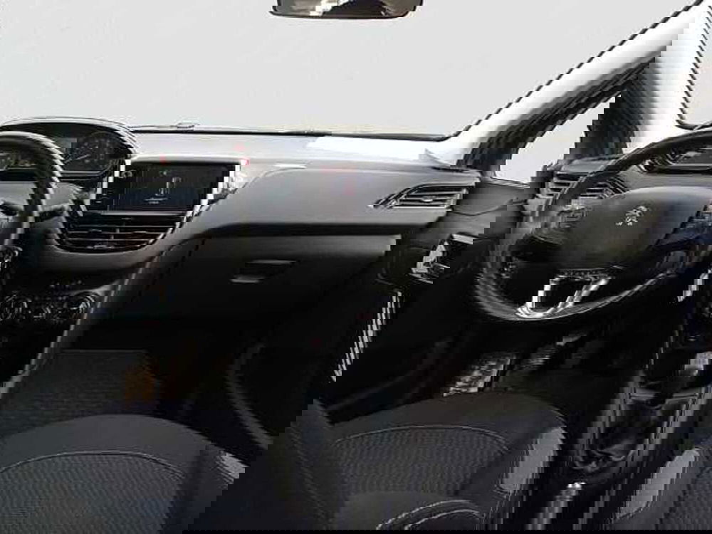 Peugeot 208 usata a Venezia (9)