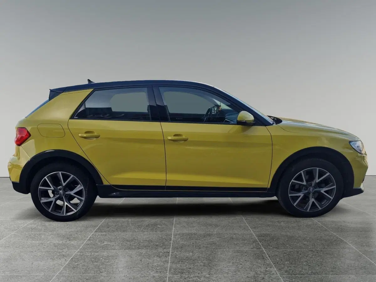 Audi A1 usata a Bari (13)