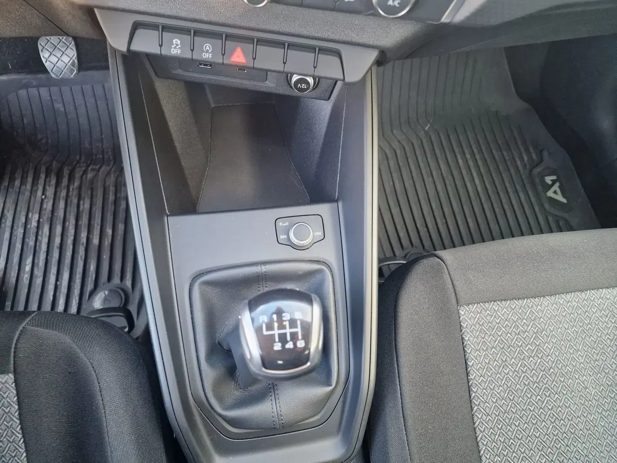 Audi A1 usata a Bari (7)