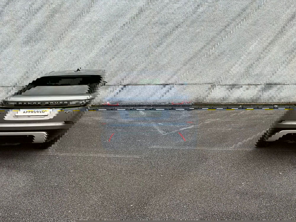 Land Rover Range Rover Velar usata a Salerno (7)