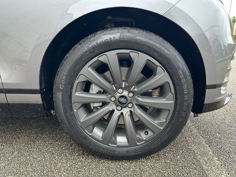 Land Rover Range Rover Velar usata a Salerno (9)