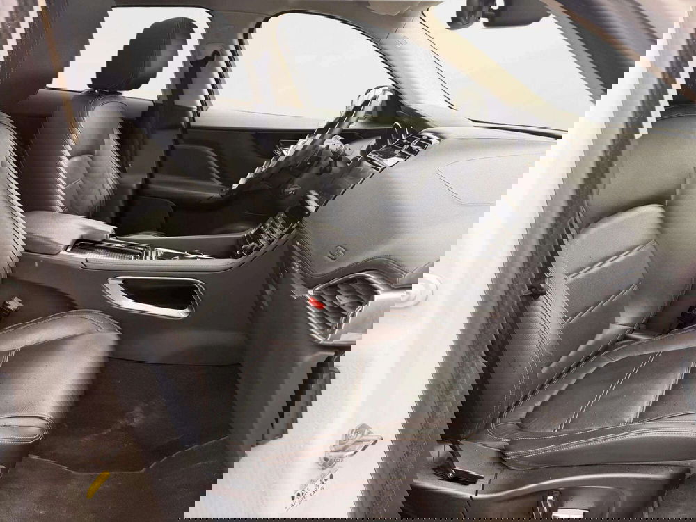 Jaguar F-Pace usata a Siena (3)