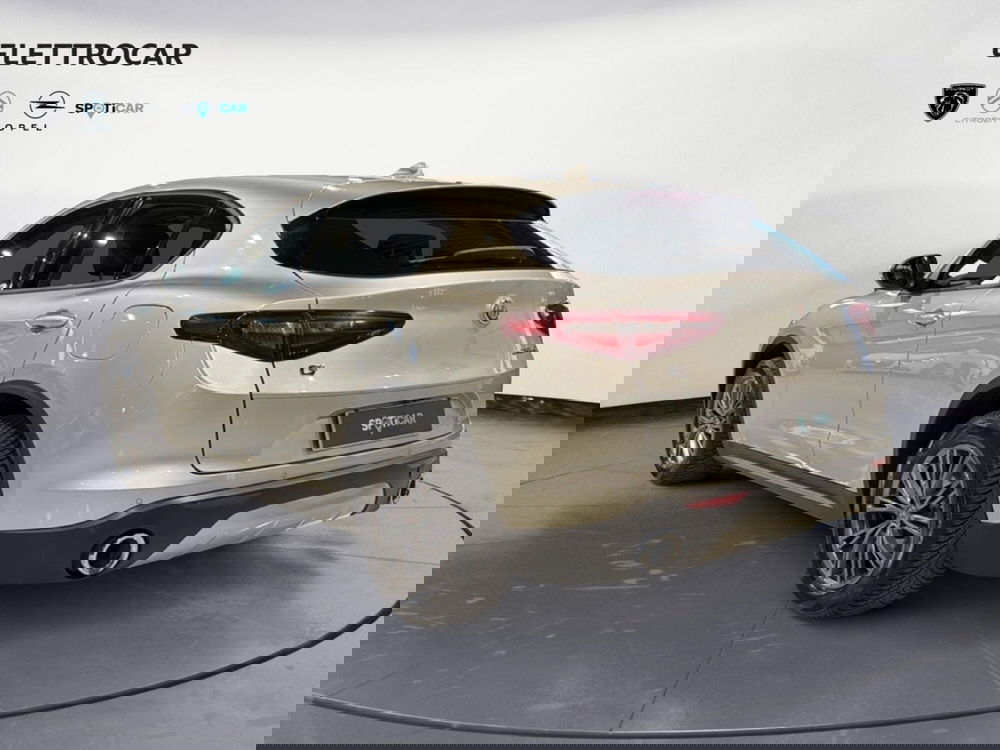 Alfa Romeo Stelvio usata a Vicenza (6)