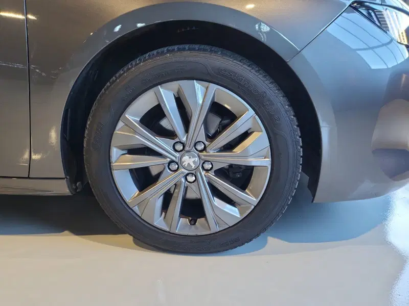 Peugeot 508 SW usata a Vicenza (12)