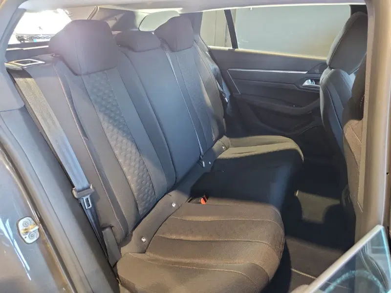 Peugeot 508 SW usata a Vicenza (14)