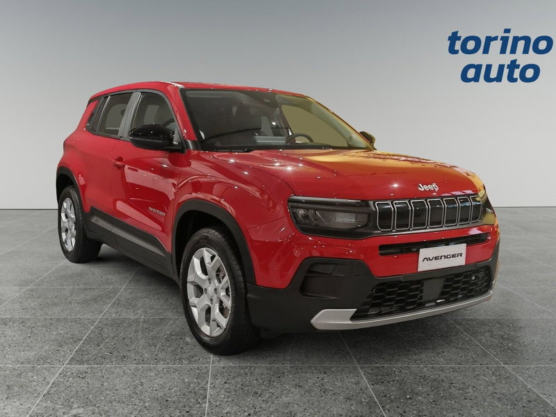 Jeep Avenger nuova a Torino