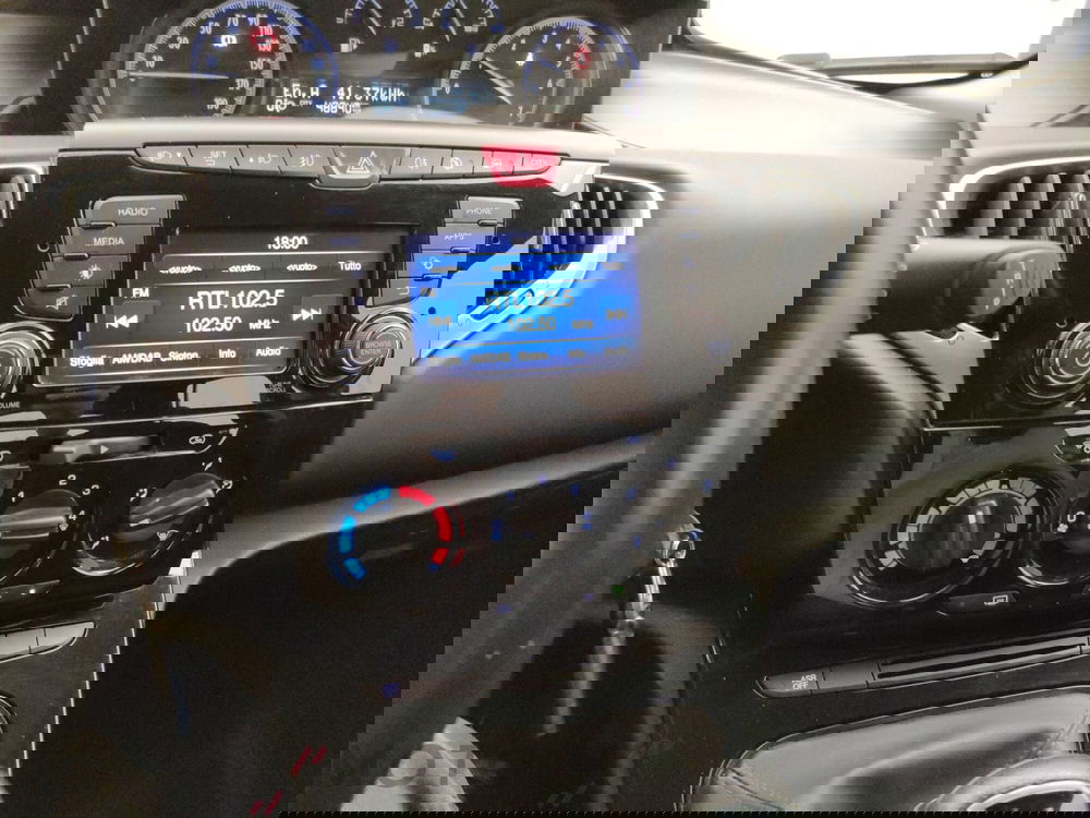 Lancia Ypsilon usata a Varese (14)