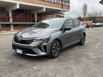 Renault Clio TCe 90 CV 5 porte Techno nuova a Roma