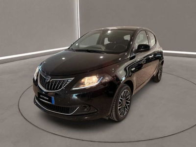 Lancia Ypsilon 1.0 FireFly 5 porte S&amp;S Hybrid Ecochic A. Ferretti del 2024 usata a Caltanissetta