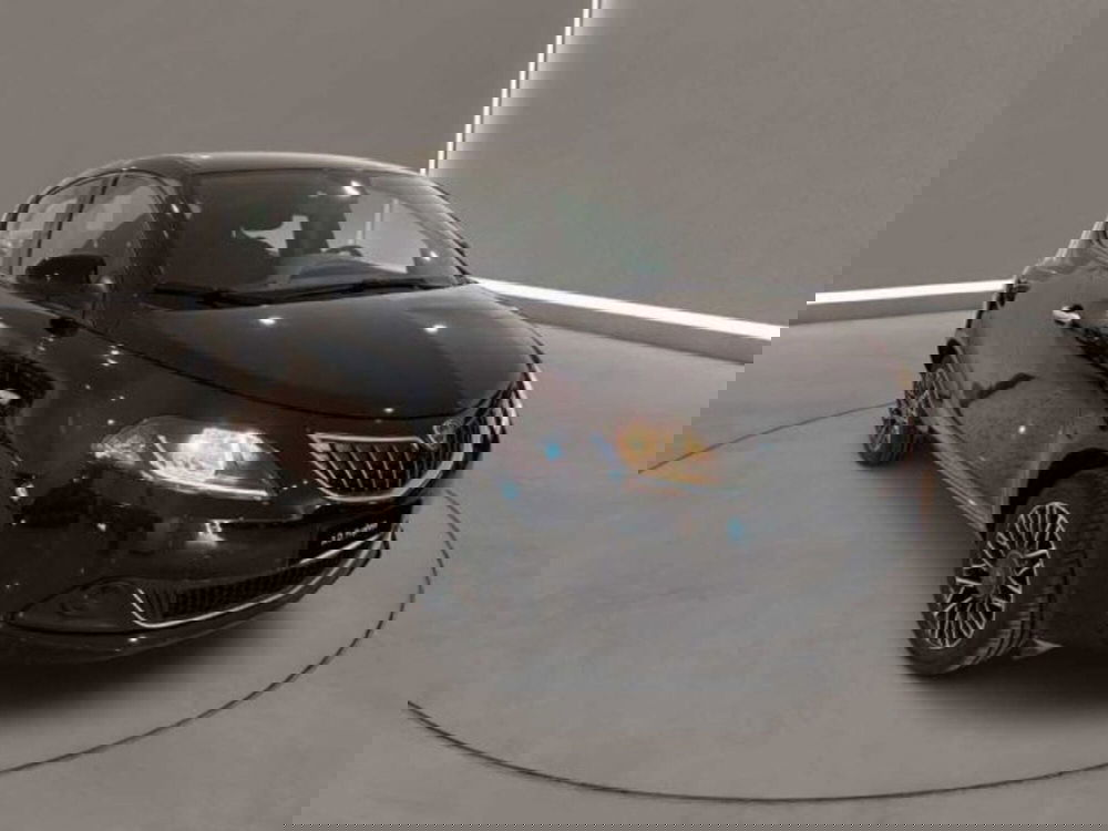 Lancia Ypsilon usata a Caltanissetta (3)